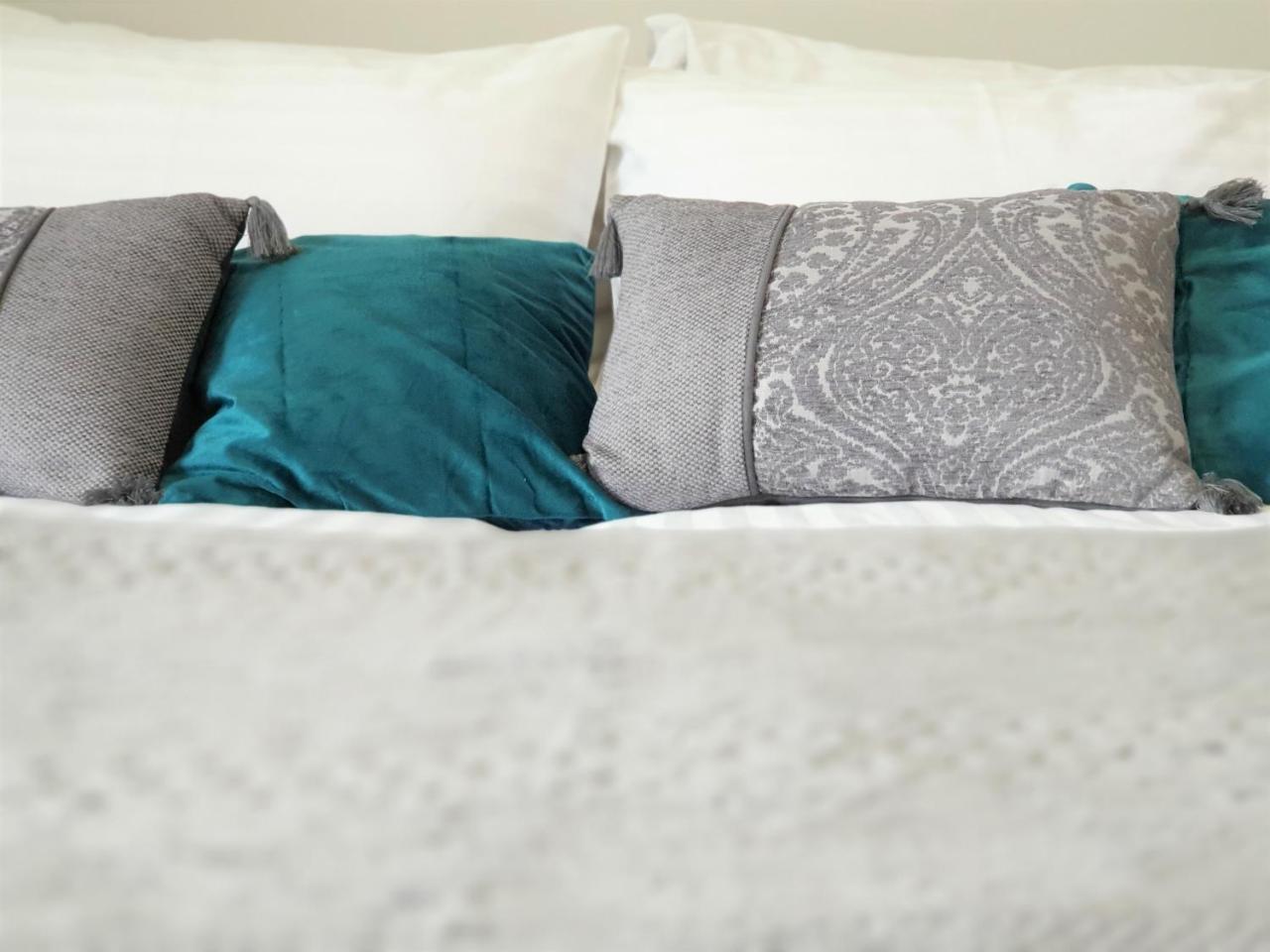 Smart Hostel Slavonski Brod Bagian luar foto